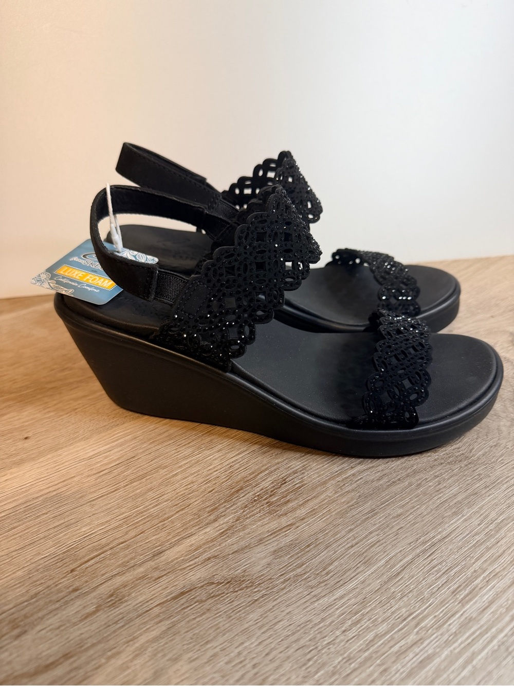 Skechers Parallel Lite Sassy Dayz Women's Slip-On Wedge Sandals